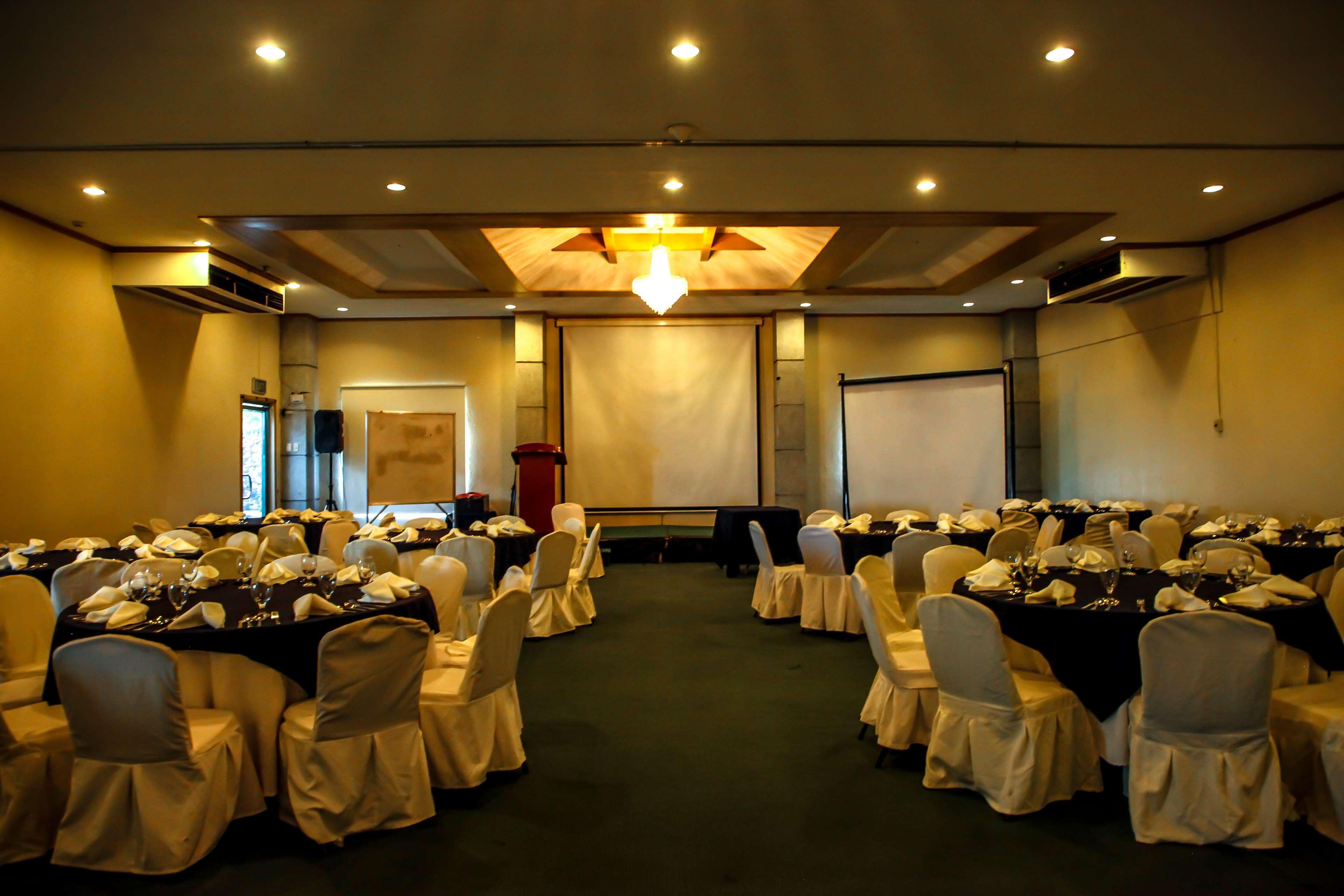 Days Hotel Tagaytay Tagaytay City Zewnętrze zdjęcie
