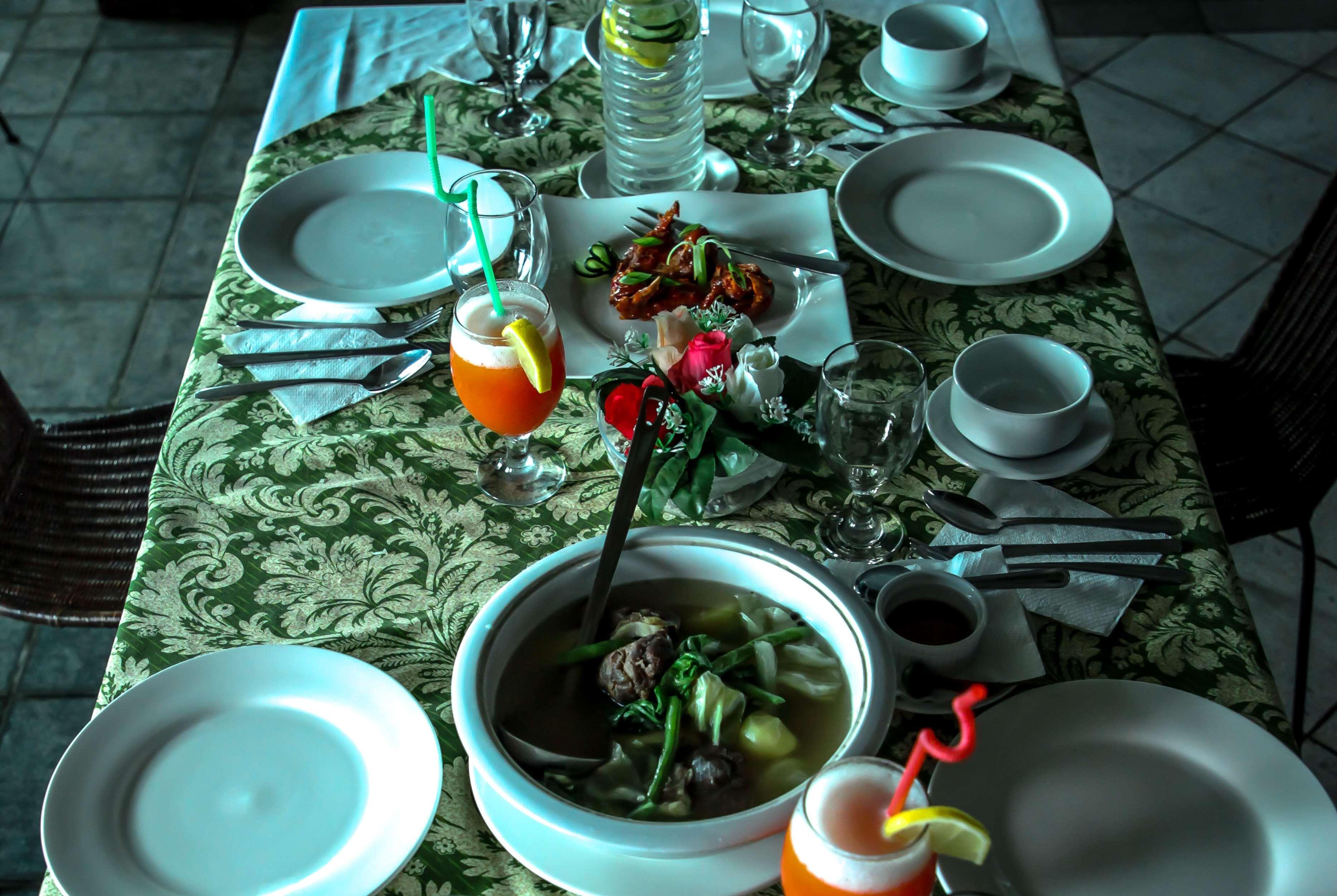 Days Hotel Tagaytay Tagaytay City Zewnętrze zdjęcie