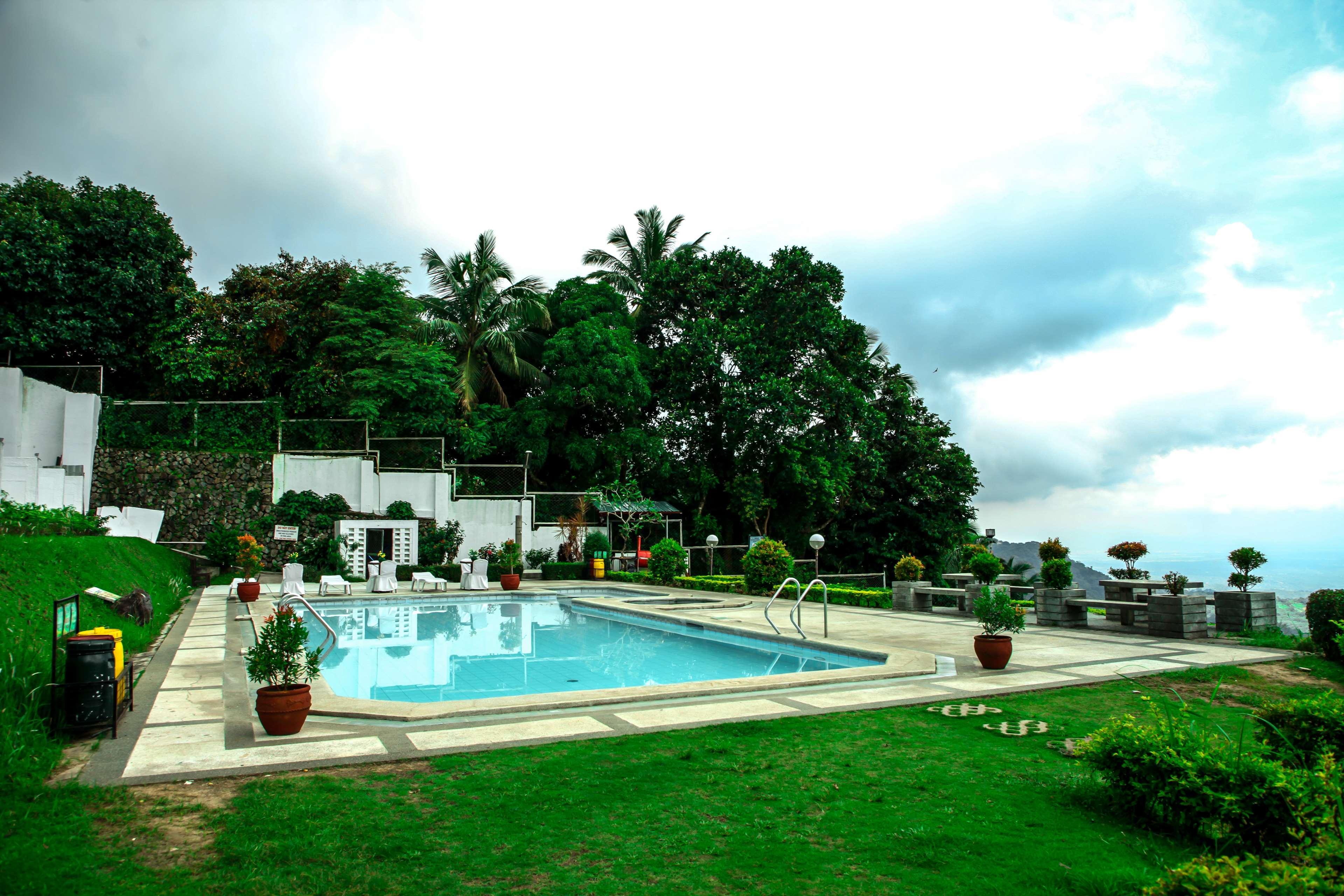 Days Hotel Tagaytay Tagaytay City Zewnętrze zdjęcie